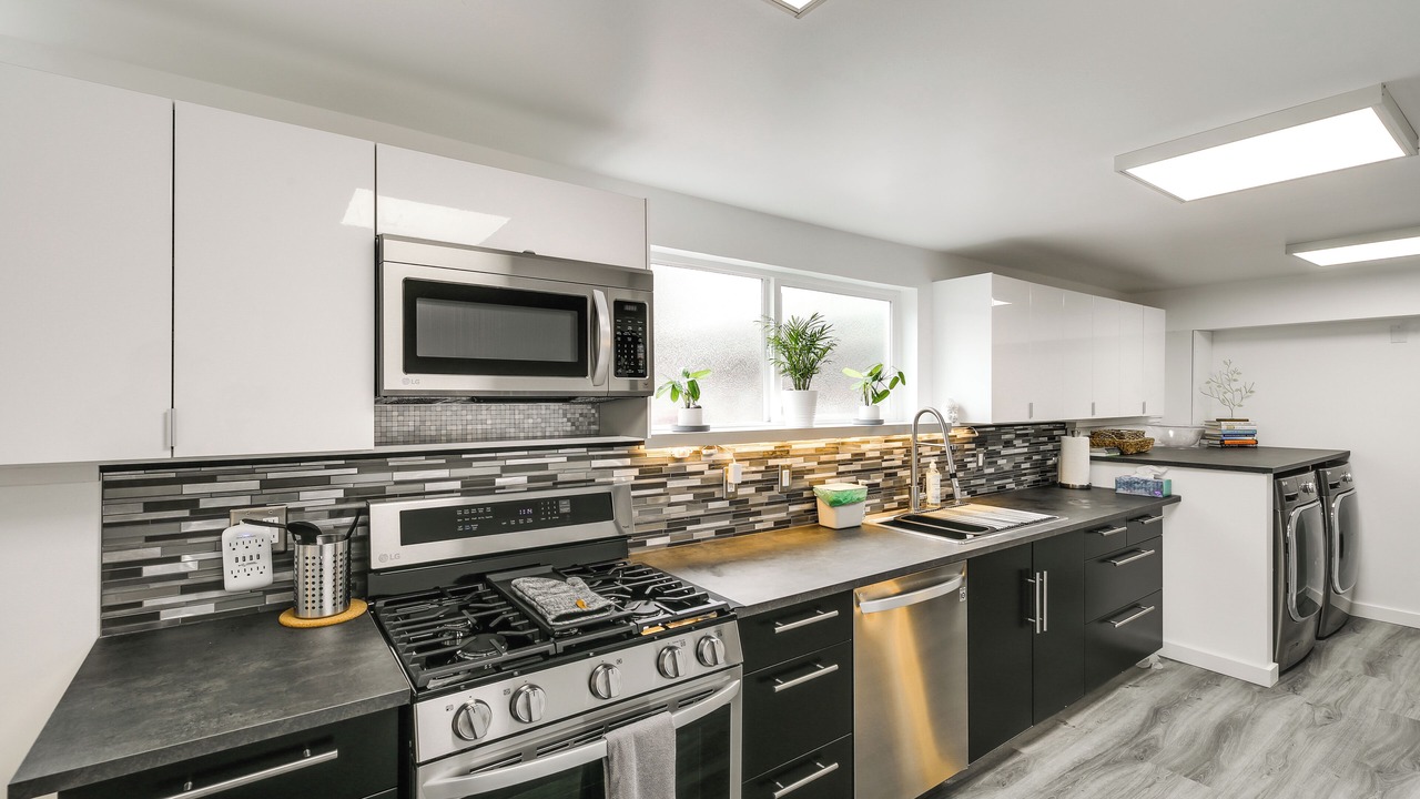 Photo of Kitchen in Education Hill