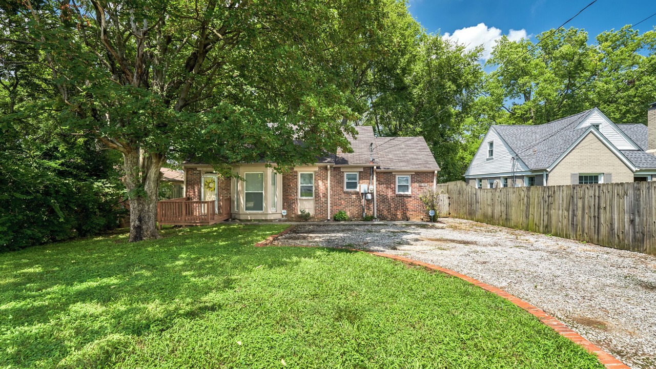 Photo of Outdoor in Hurwood Heights