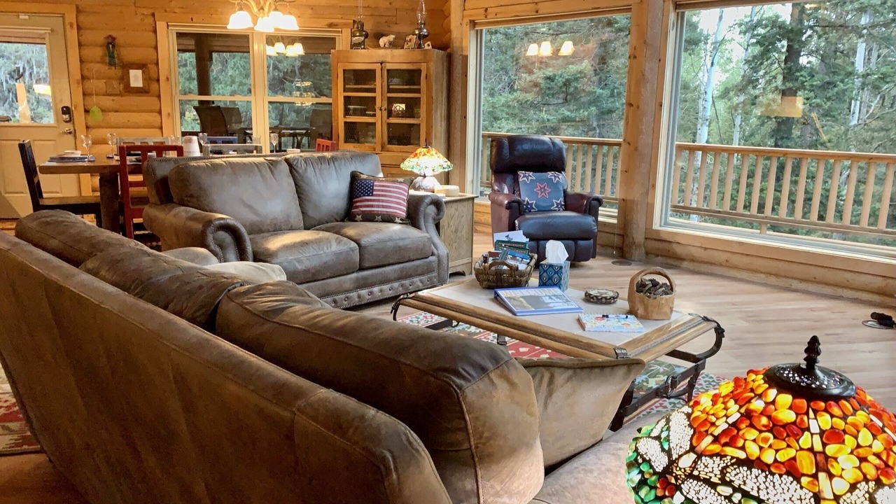 Photo of Bedroom in Cloudcroft