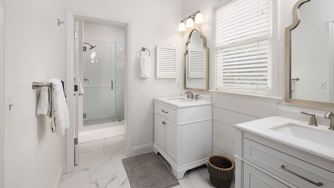 Photo of Bathroom in Saint Simons Heights