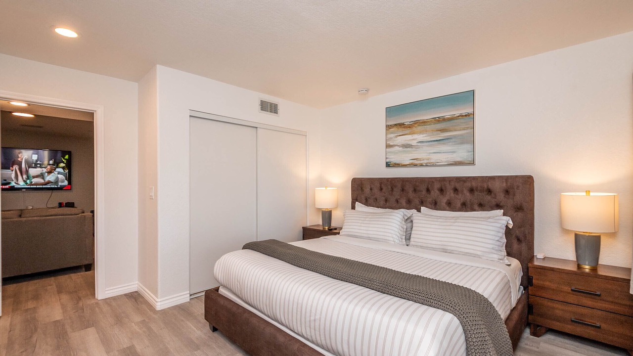 Photo of Bedroom in East Grove