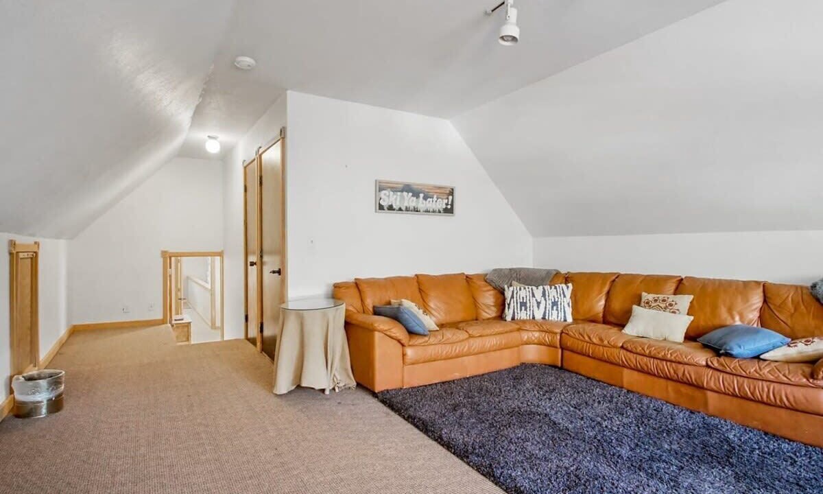 Photo of Bedroom in Christie Heights