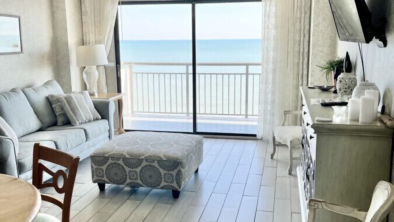 Photo of Livingroom in Myrtle Beach
