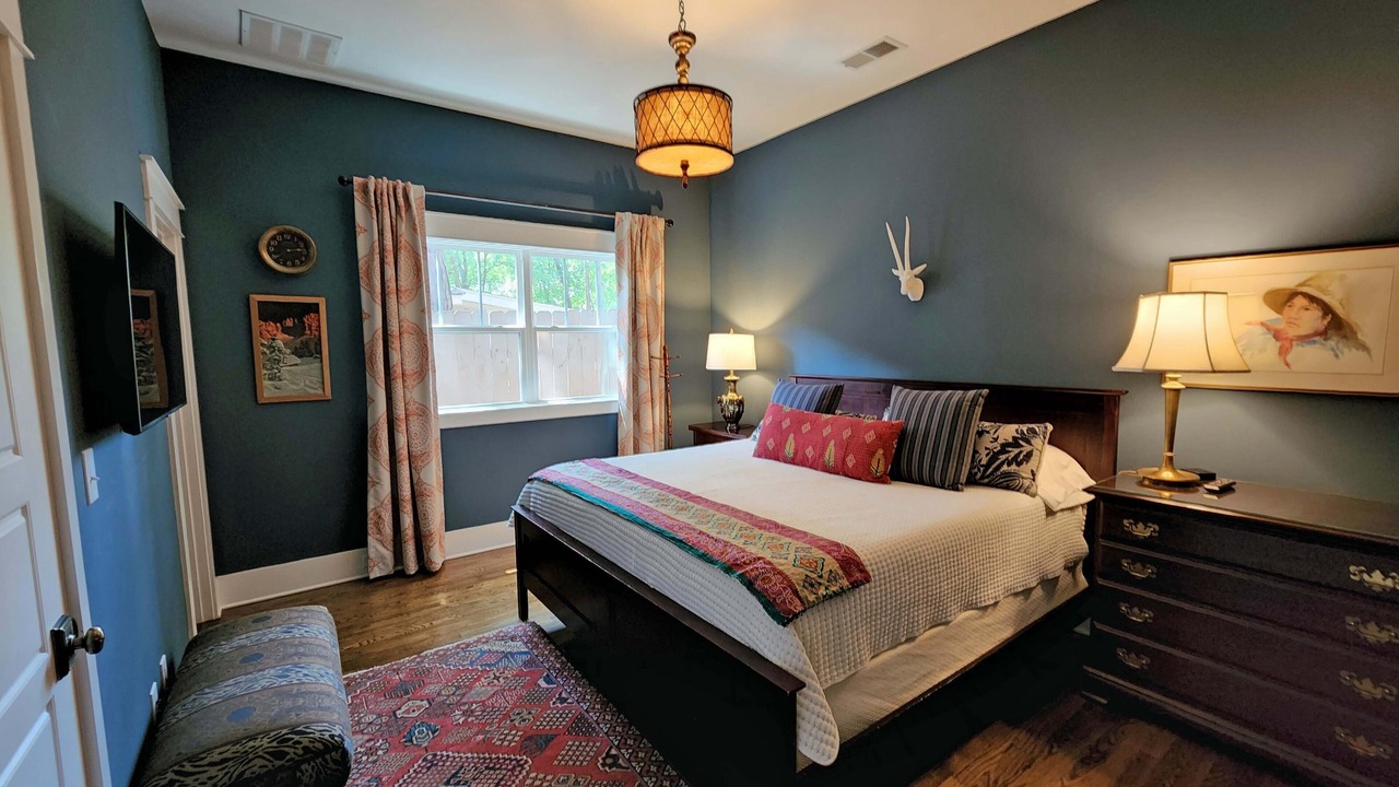 Photo of Bedroom in East Midtown