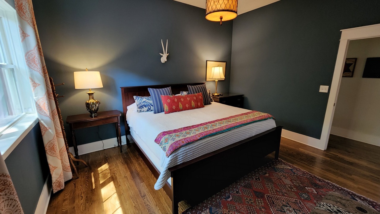 Photo of Bedroom in East Midtown