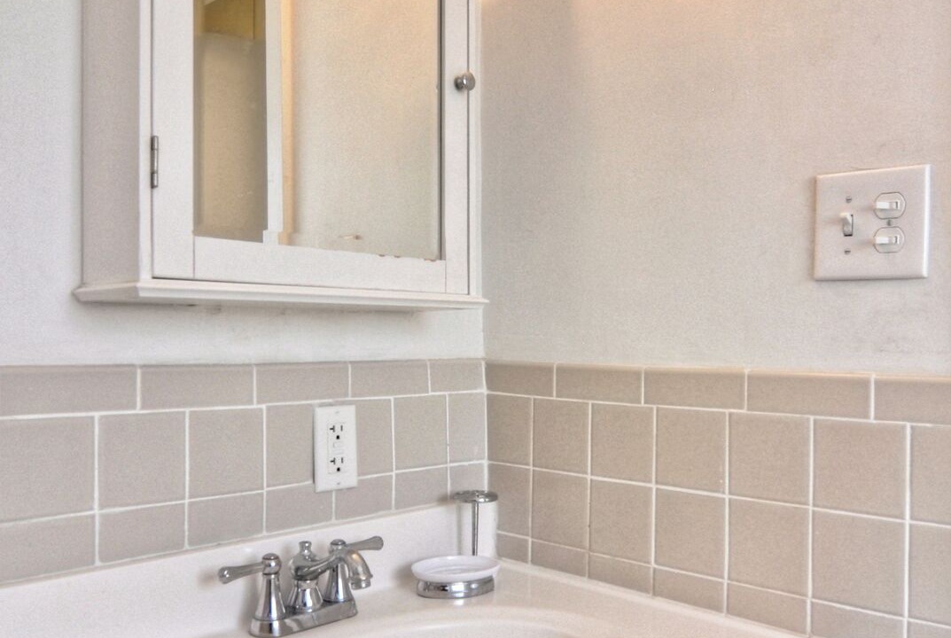 Photo of Bathroom in Balboa Island