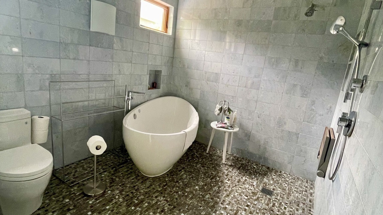 Photo of Bathroom in Del Rey