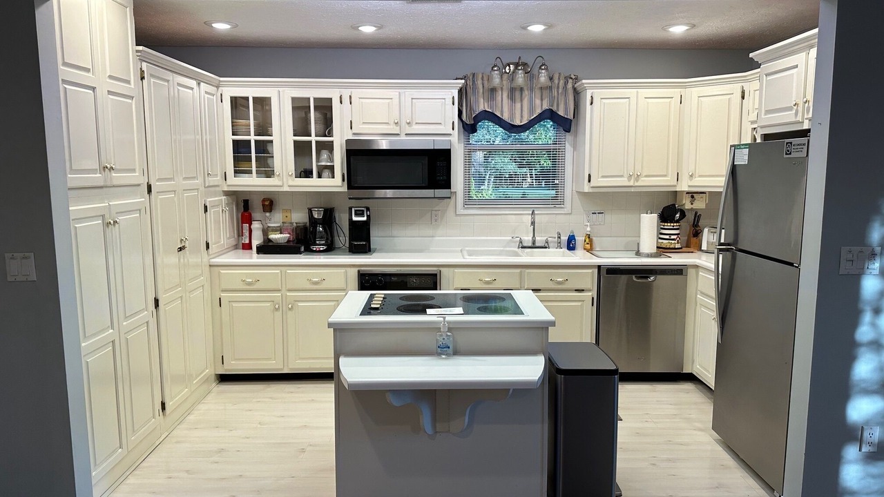 Photo of Kitchen in Bronston