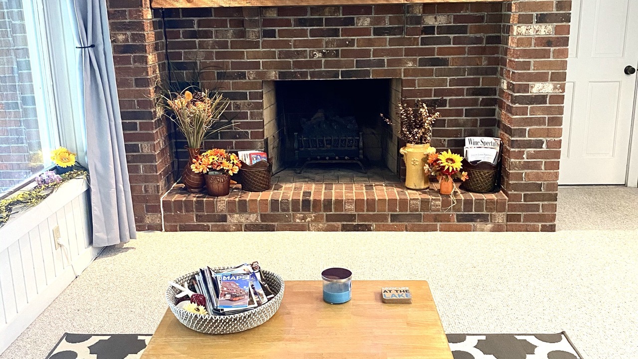 Photo of Livingroom in Hendersonville