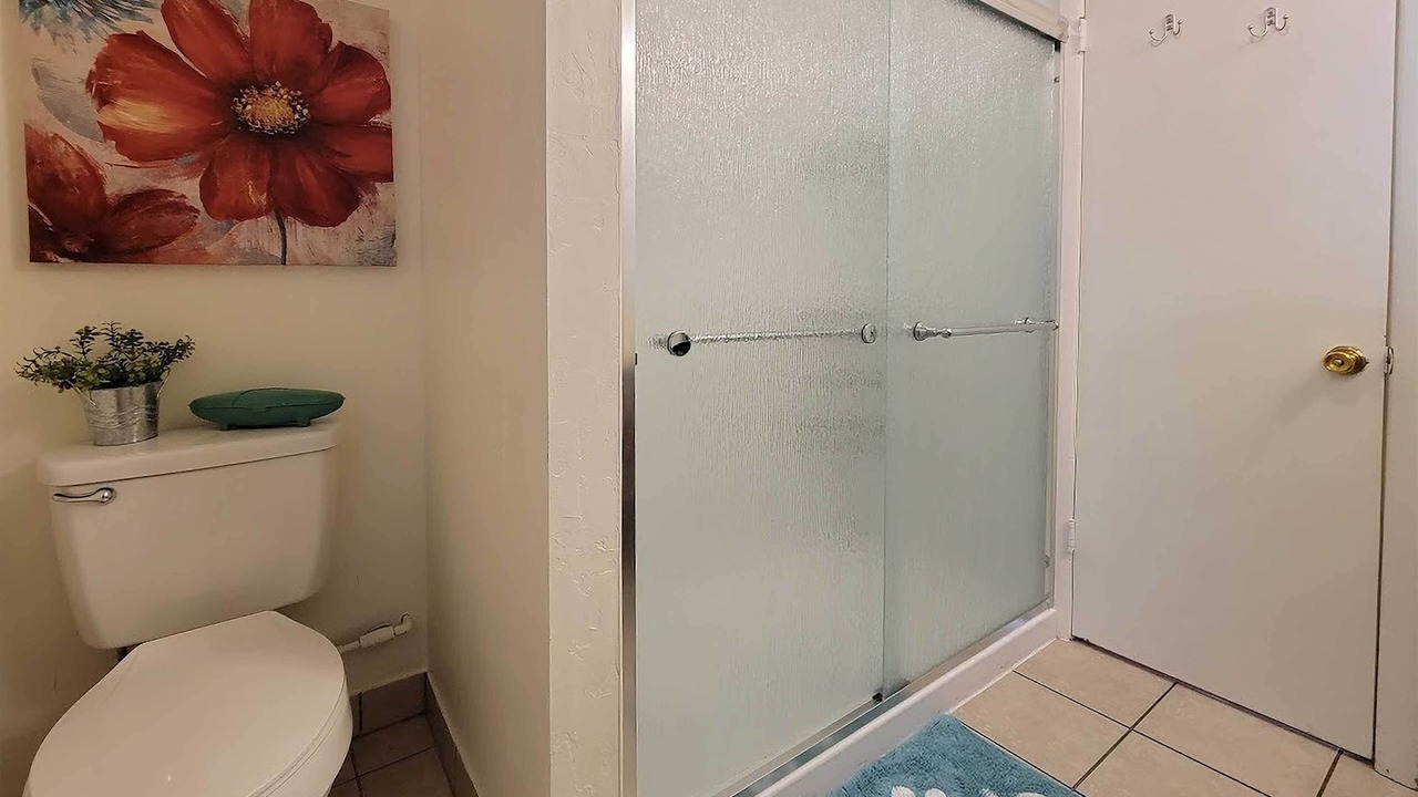 Photo of Bathroom in Pear Park