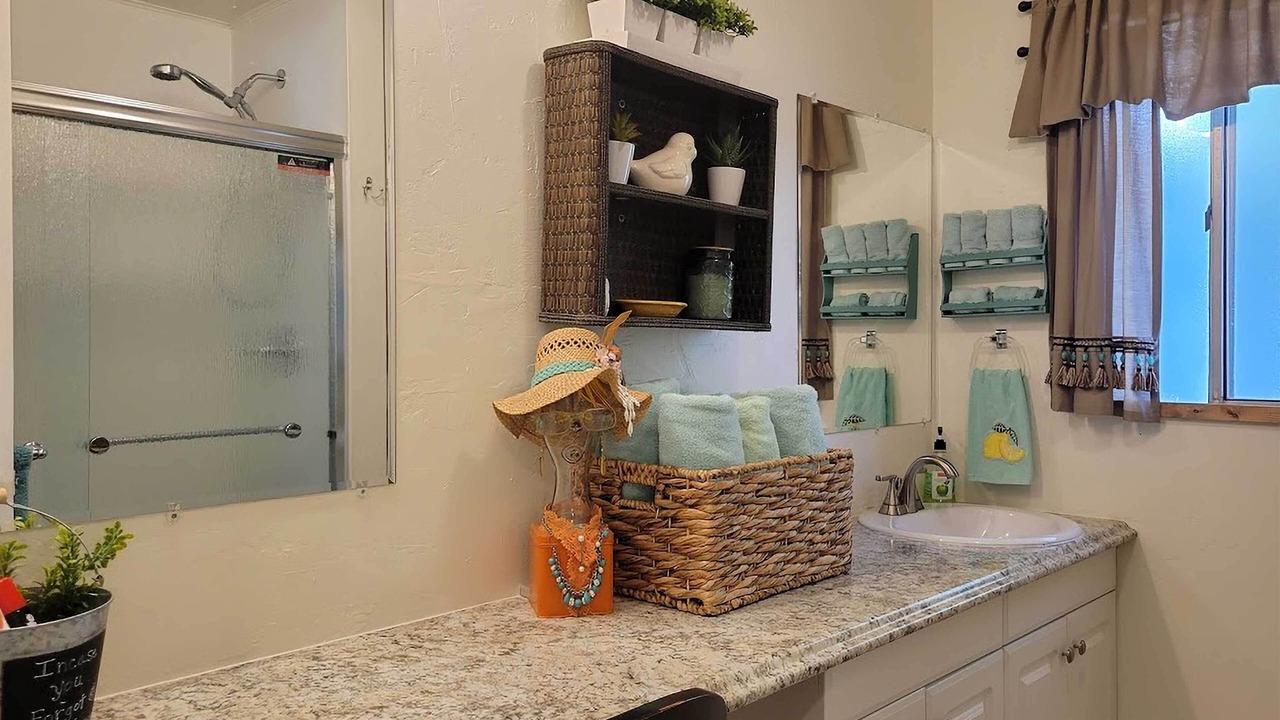 Photo of Bathroom in Pear Park