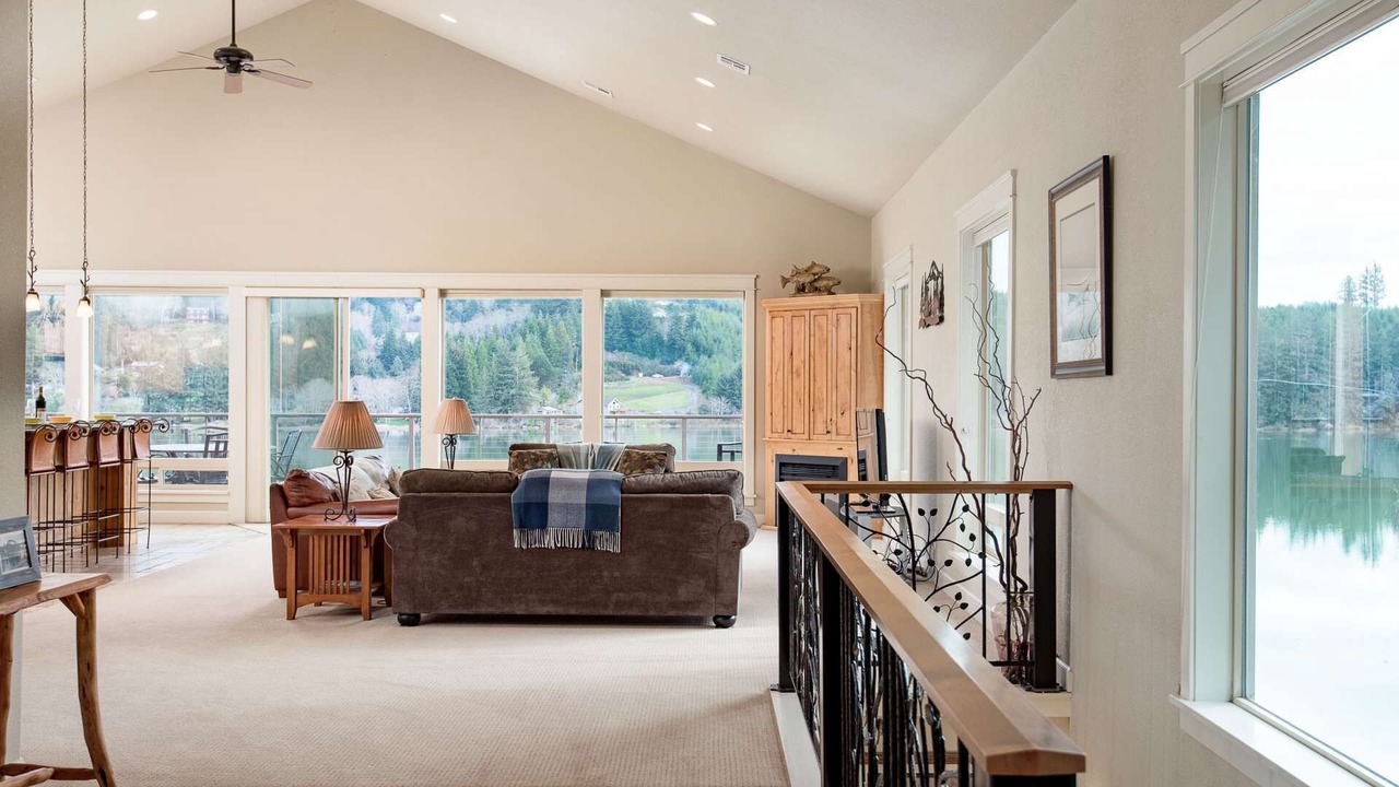 Photo of Bedroom in Dunes City