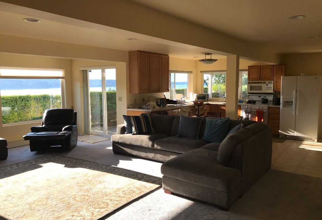 Photo of Livingroom in Mukilteo