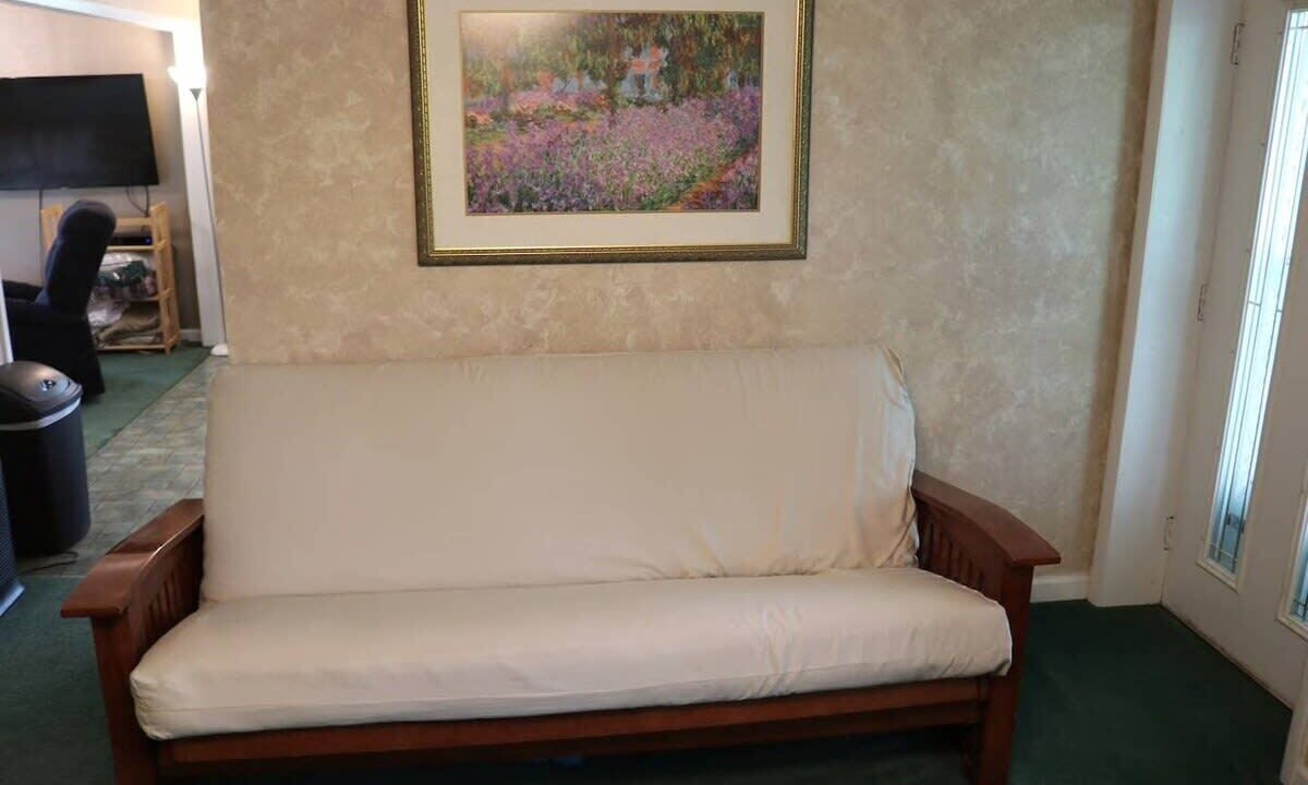 Photo of Livingroom in Whites Creek