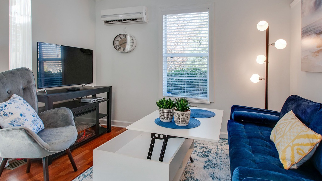 Photo of Livingroom in Salemtown