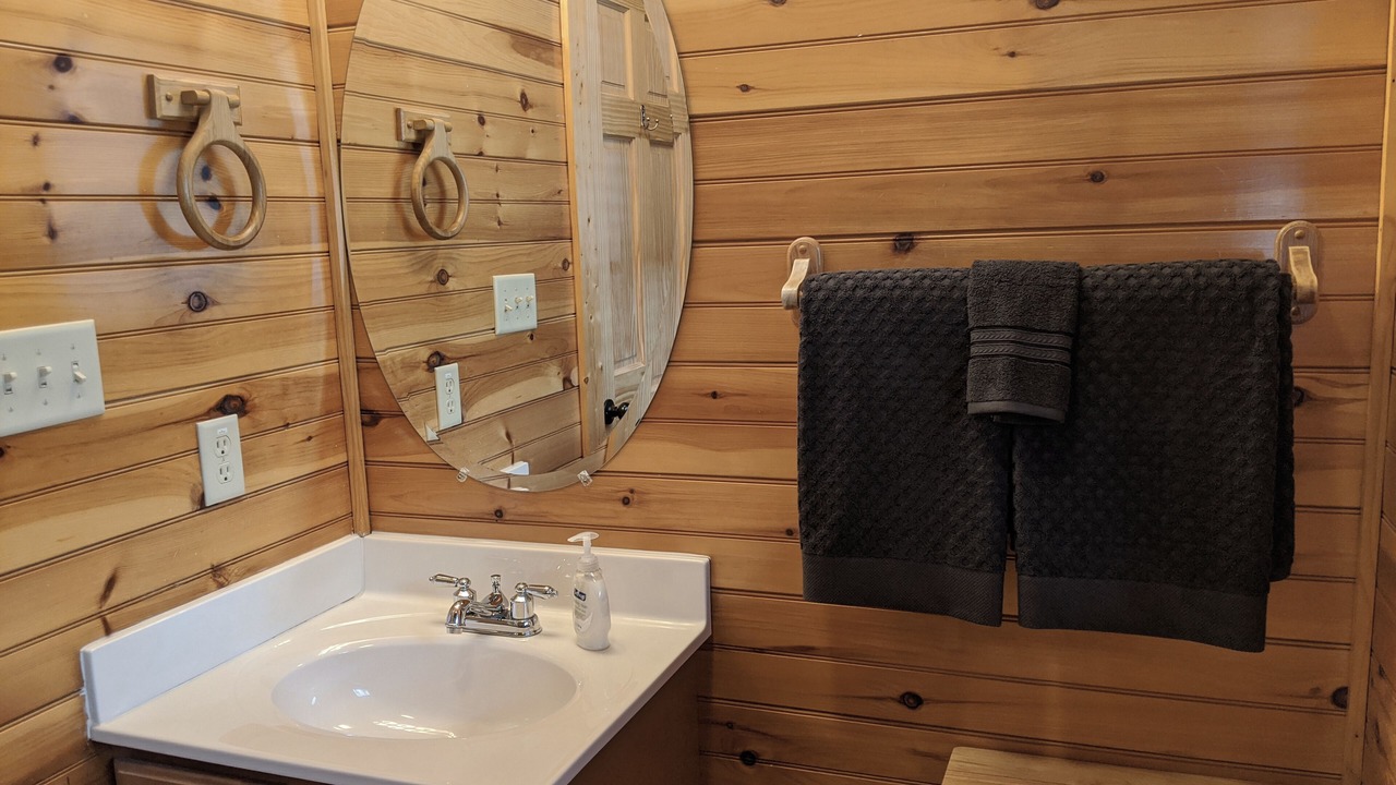 Photo of Bathroom in Hemlock Hills