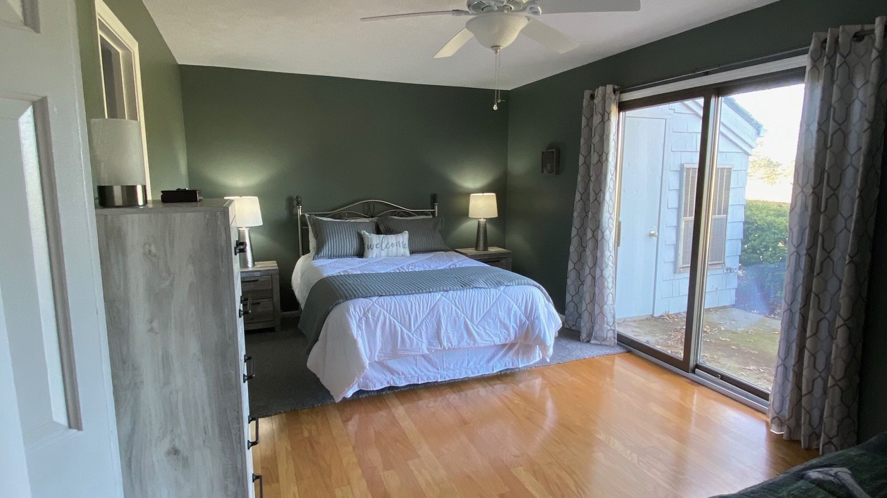 Photo of Bedroom in Huron