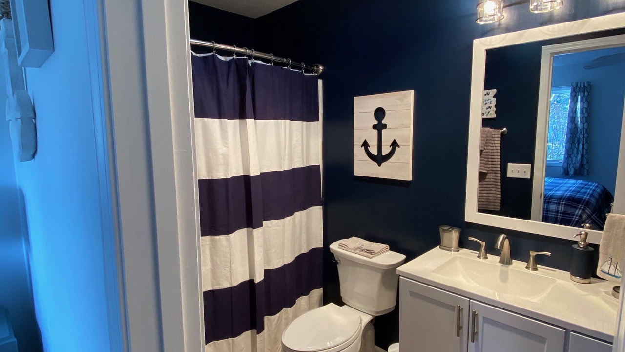 Photo of Bathroom in Huron