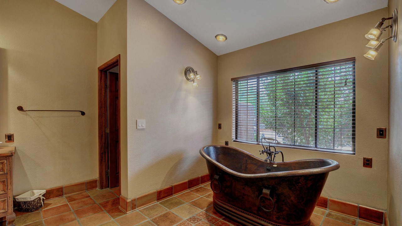 Photo of Bathroom in Green Valley North