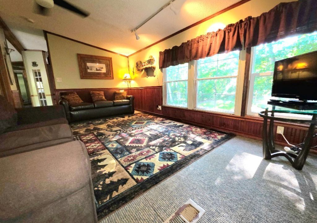 Photo of Livingroom in Lyndon Station
