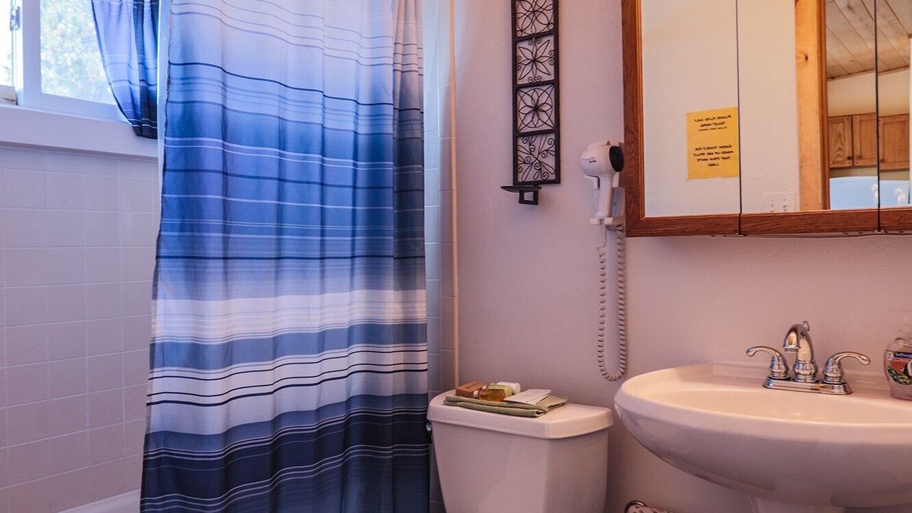 Photo of Bathroom in Crestone