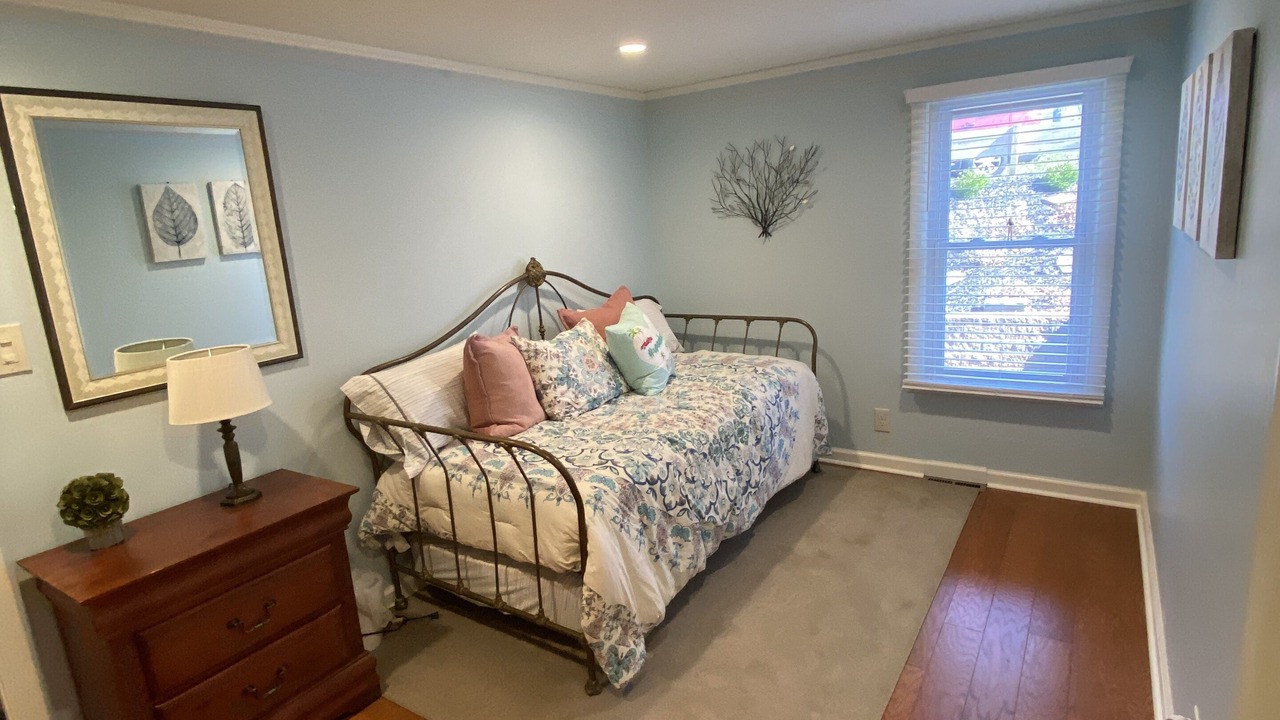 Photo of Bedroom in Erieville