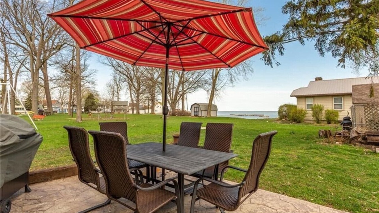 Photo of Outdoor in Huron