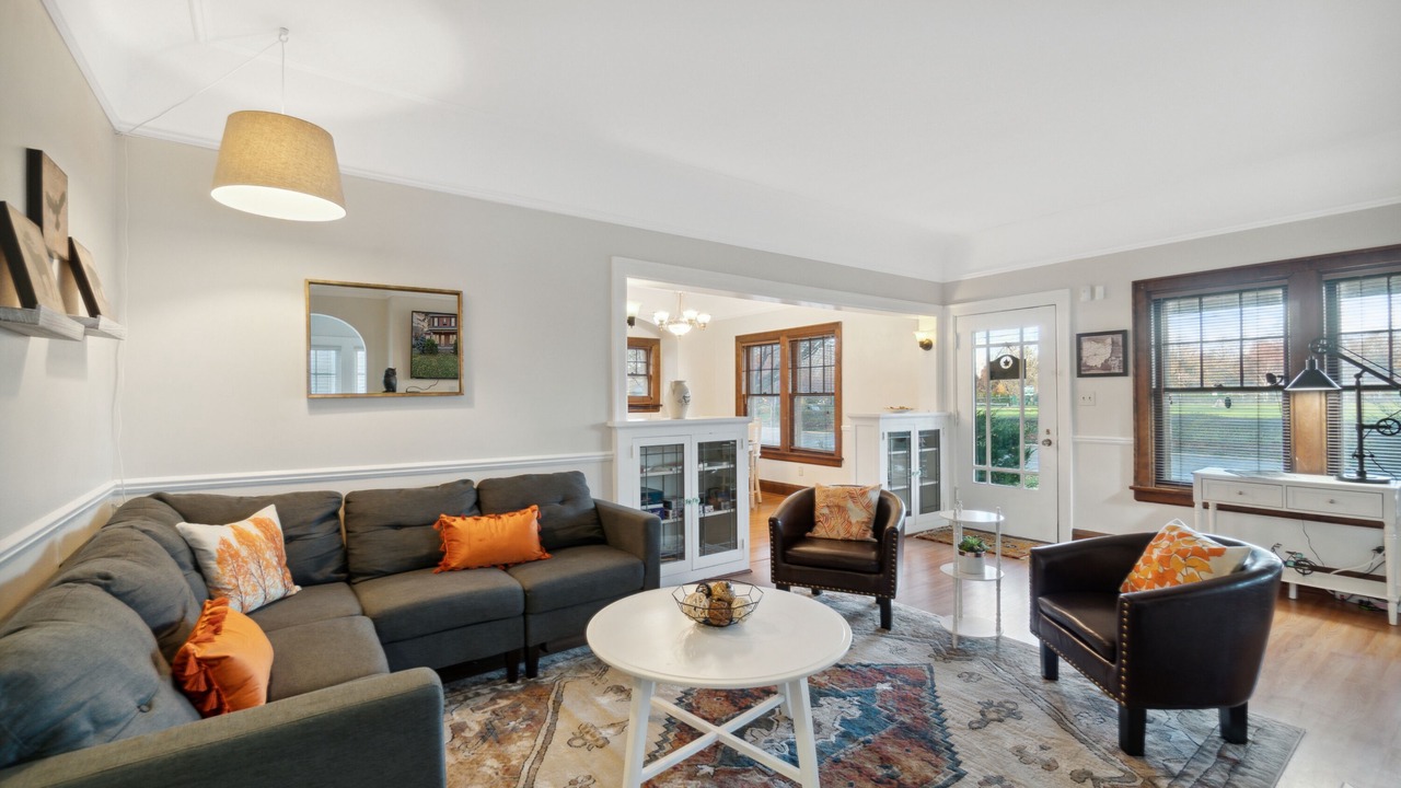 Photo of Livingroom in Ottawa Hills