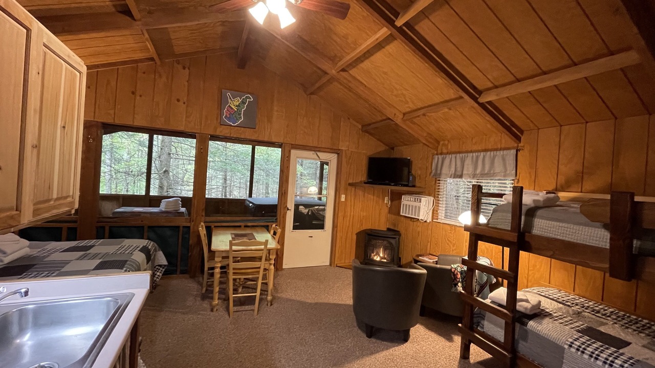 Photo of Bedroom in Victor