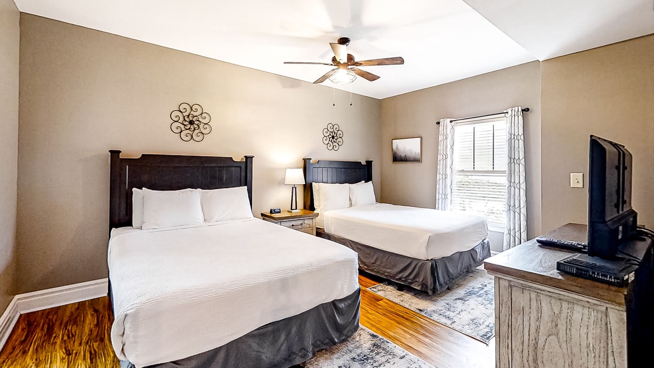 Photo of Bedroom in Gatlinburg