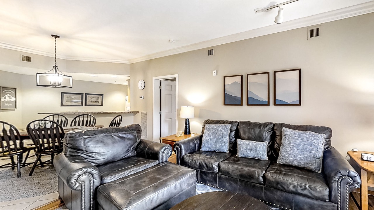 Photo of Livingroom in Gatlinburg