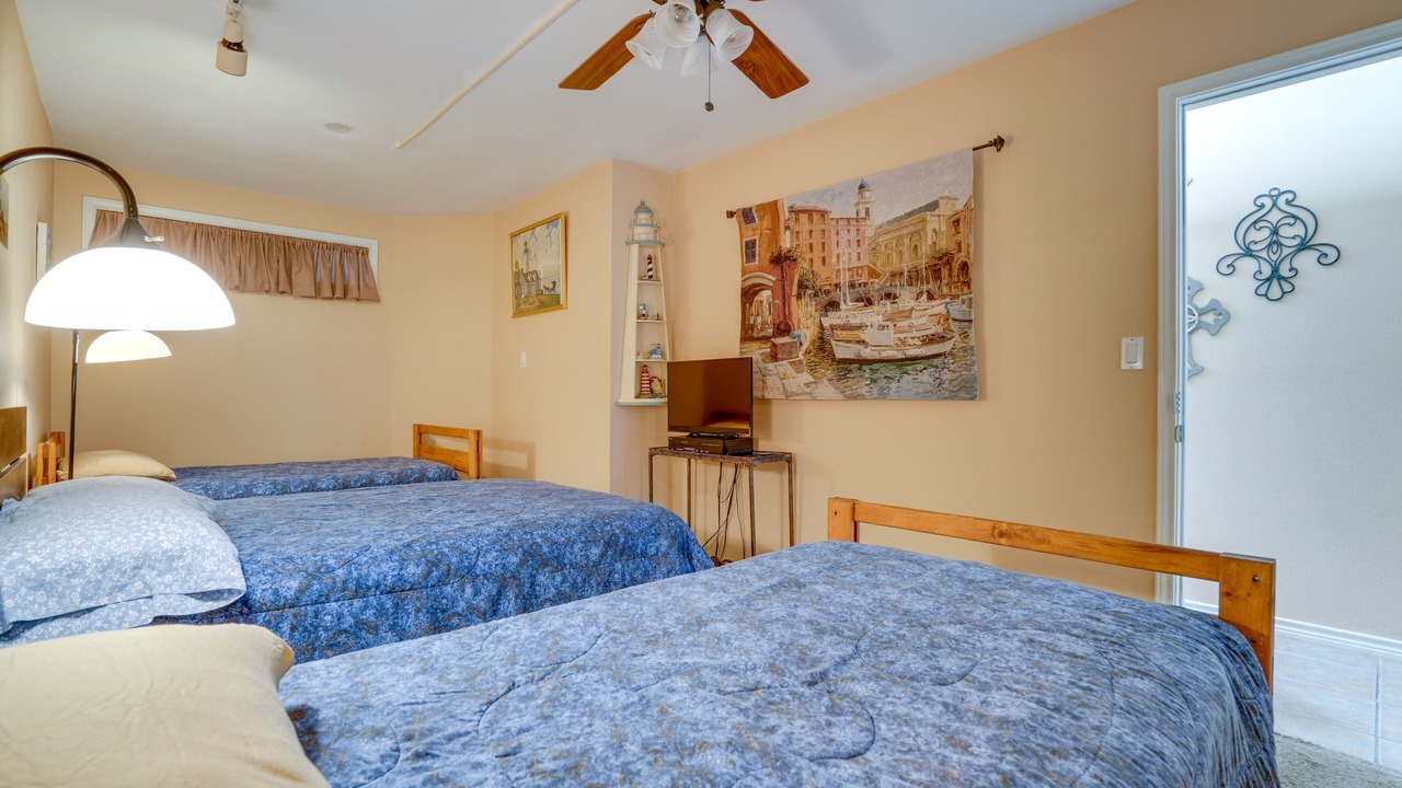 Photo of Bedroom in McQueeney