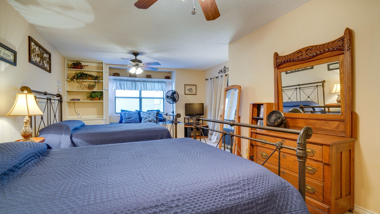 Photo of Bedroom in McQueeney