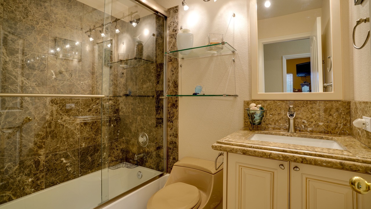 Photo of Bathroom in Green Valley North