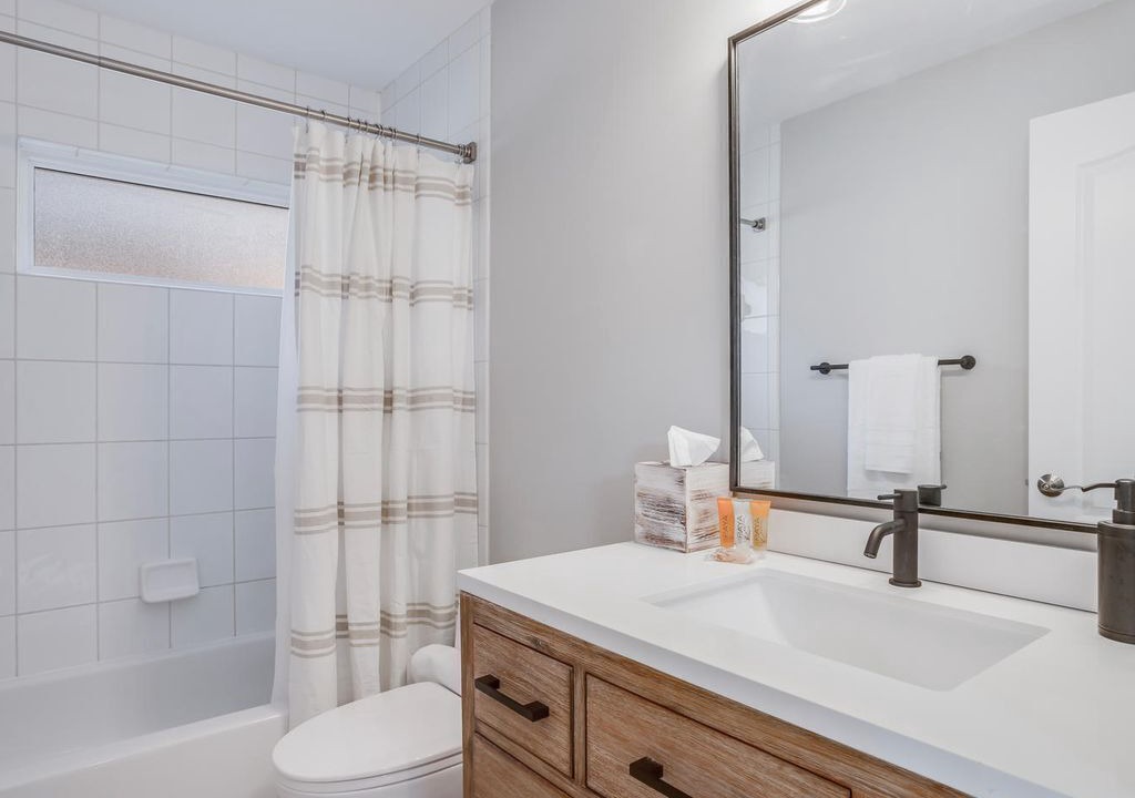 Photo of Bathroom in Central Naples