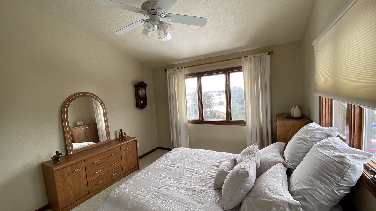 Photo of Bedroom in The Pinery