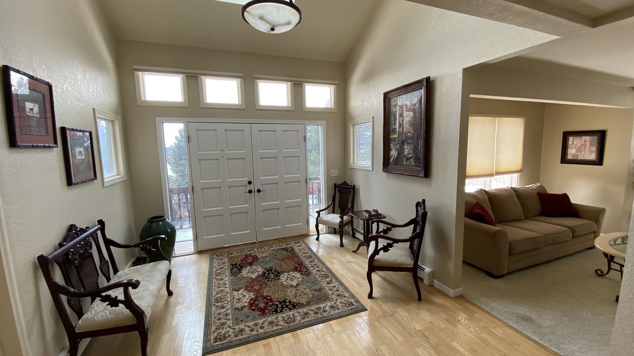 Photo of Livingroom in The Pinery