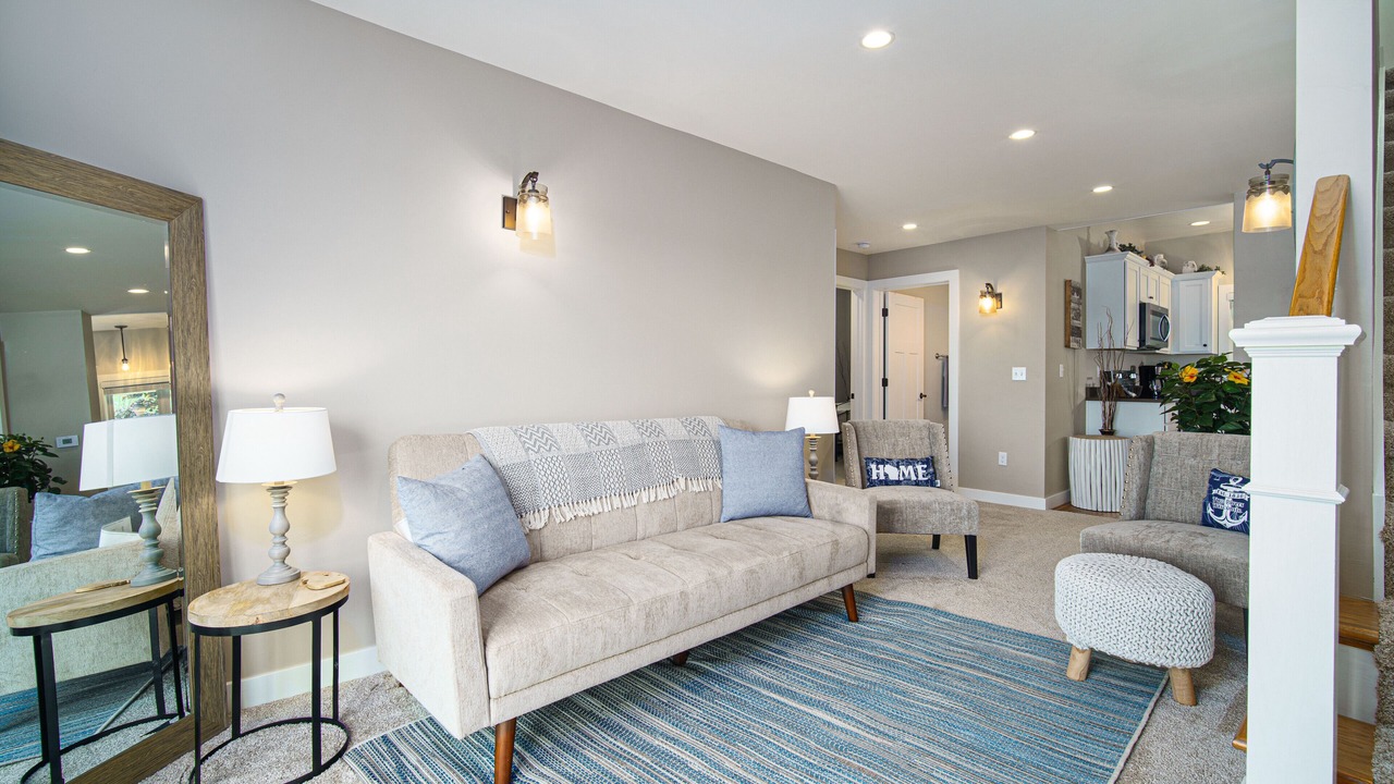 Photo of Livingroom in Two Rivers