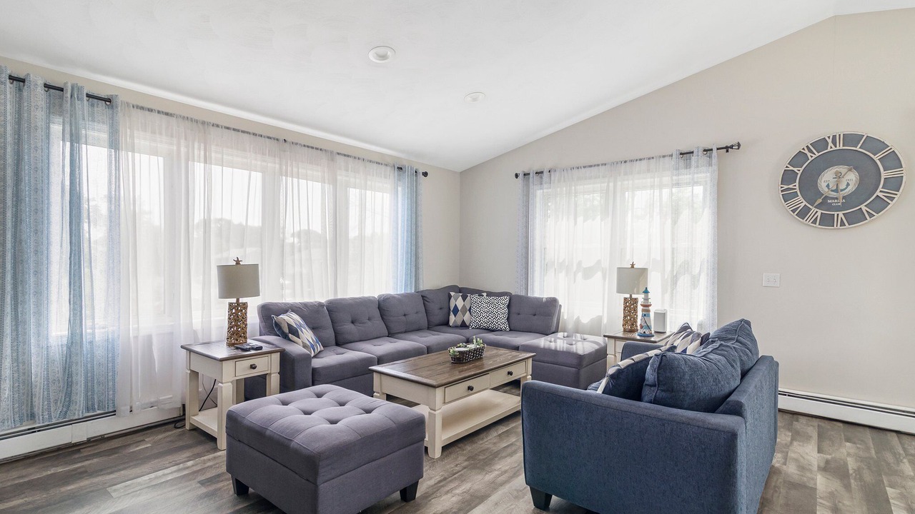 Photo of Bedroom in Eastward Look