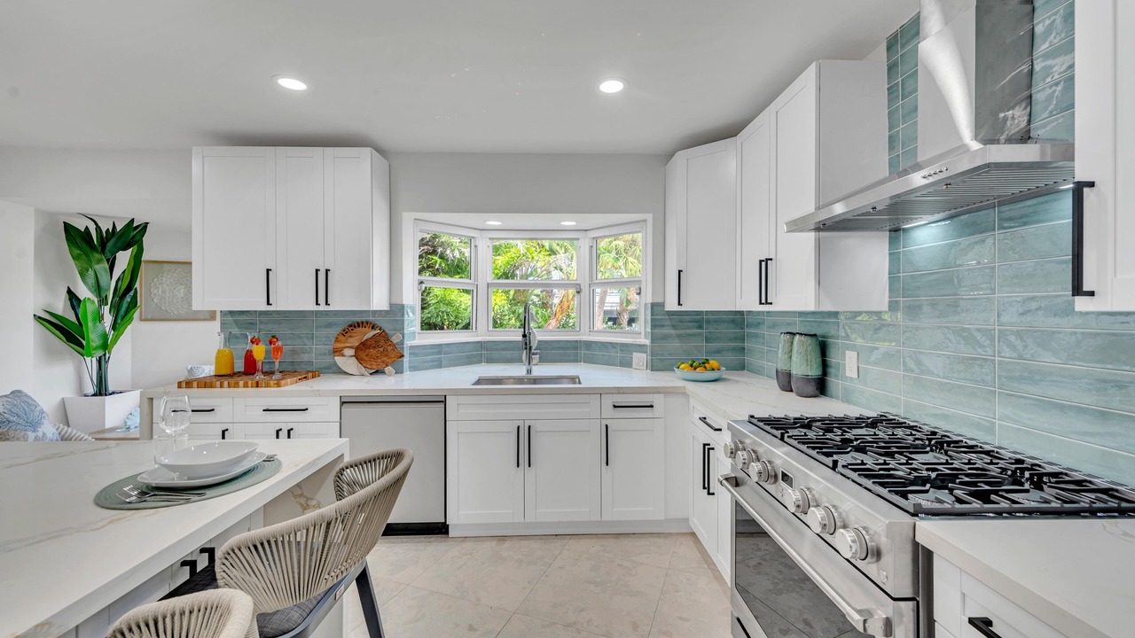 Photo of Kitchen in 17th Street Causeway