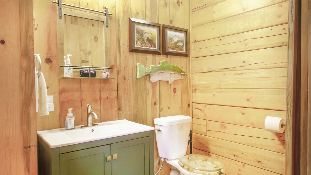 Photo of Bathroom in Saint Mary's
