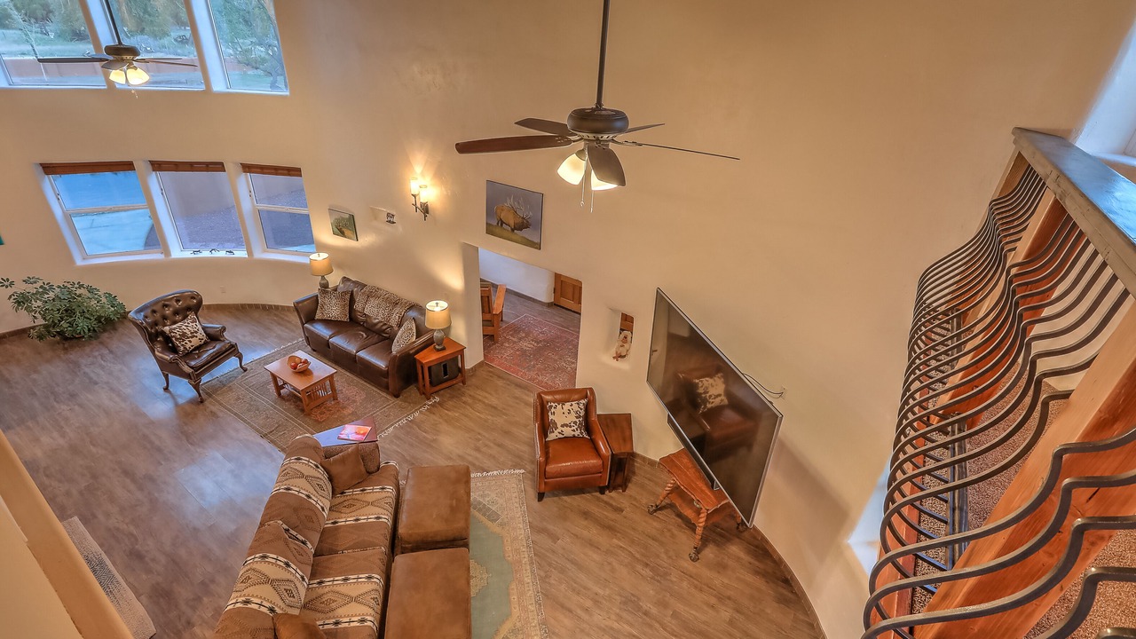 Photo of Livingroom in Bernalillo