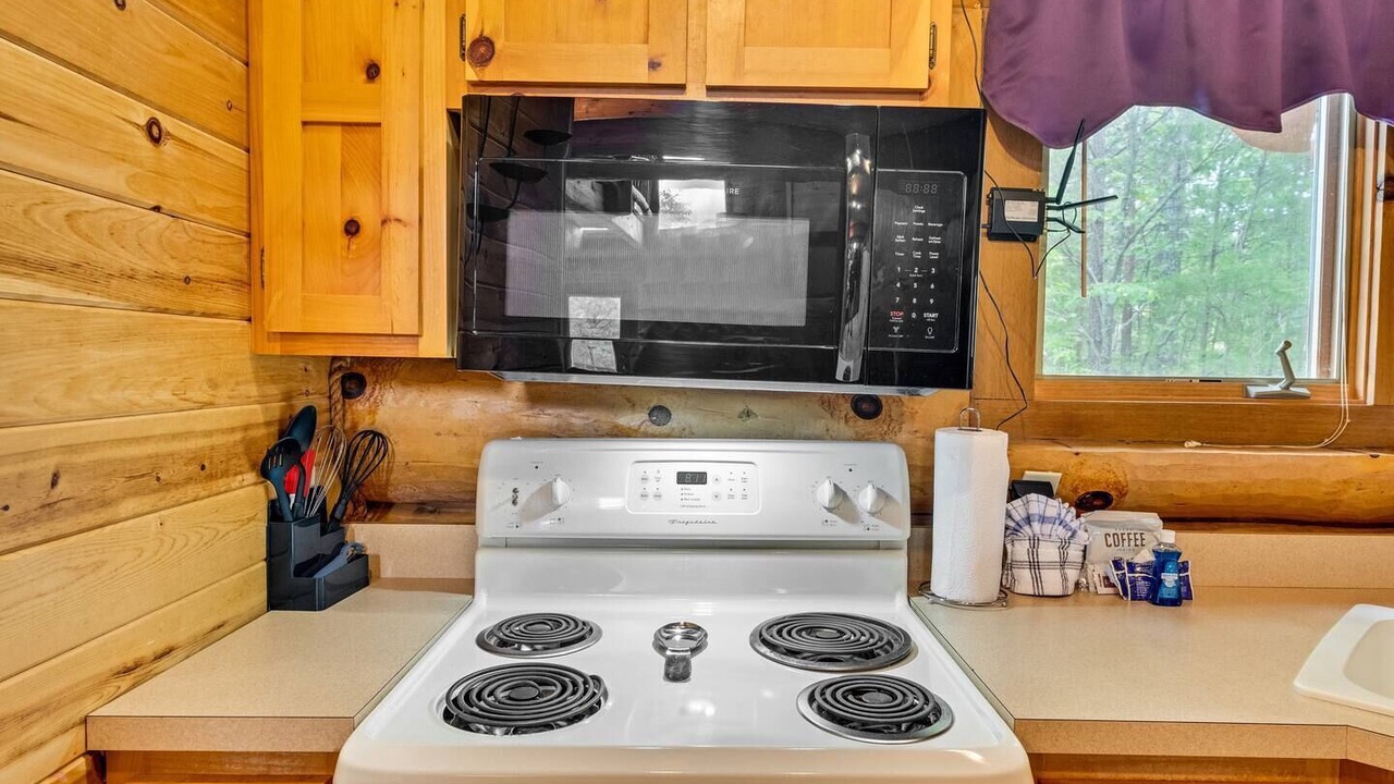 Photo of Kitchen in White Oak Lodge