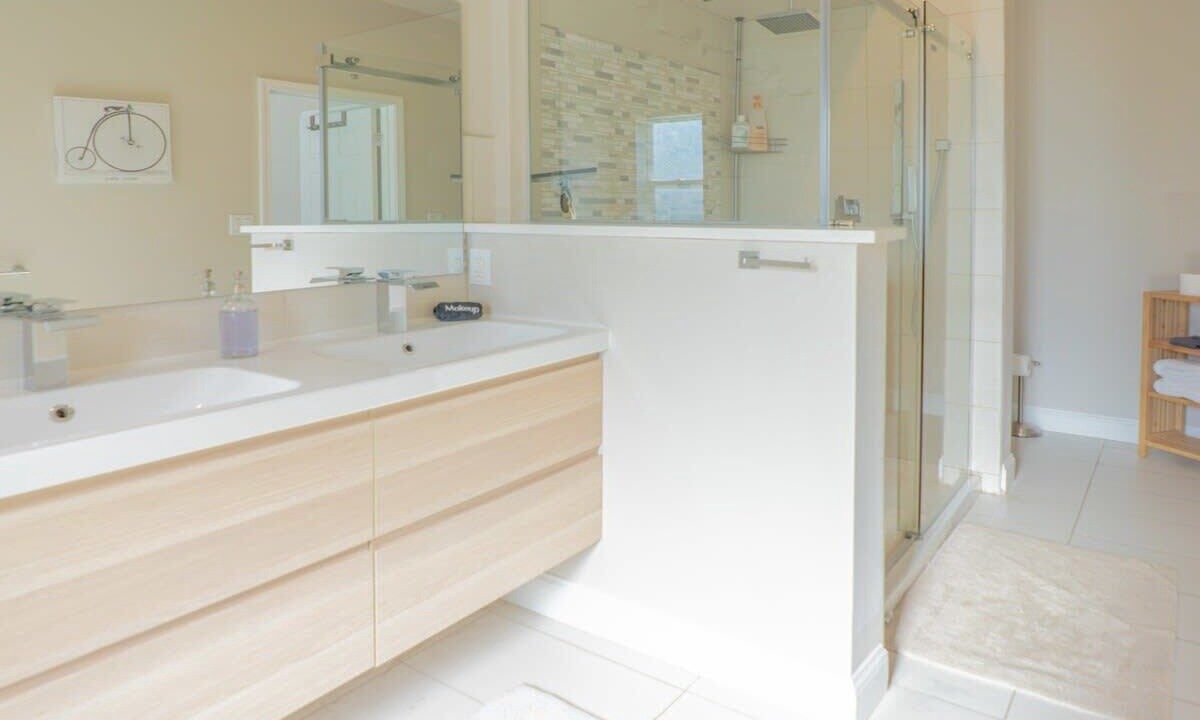 Photo of Bathroom in Central West End