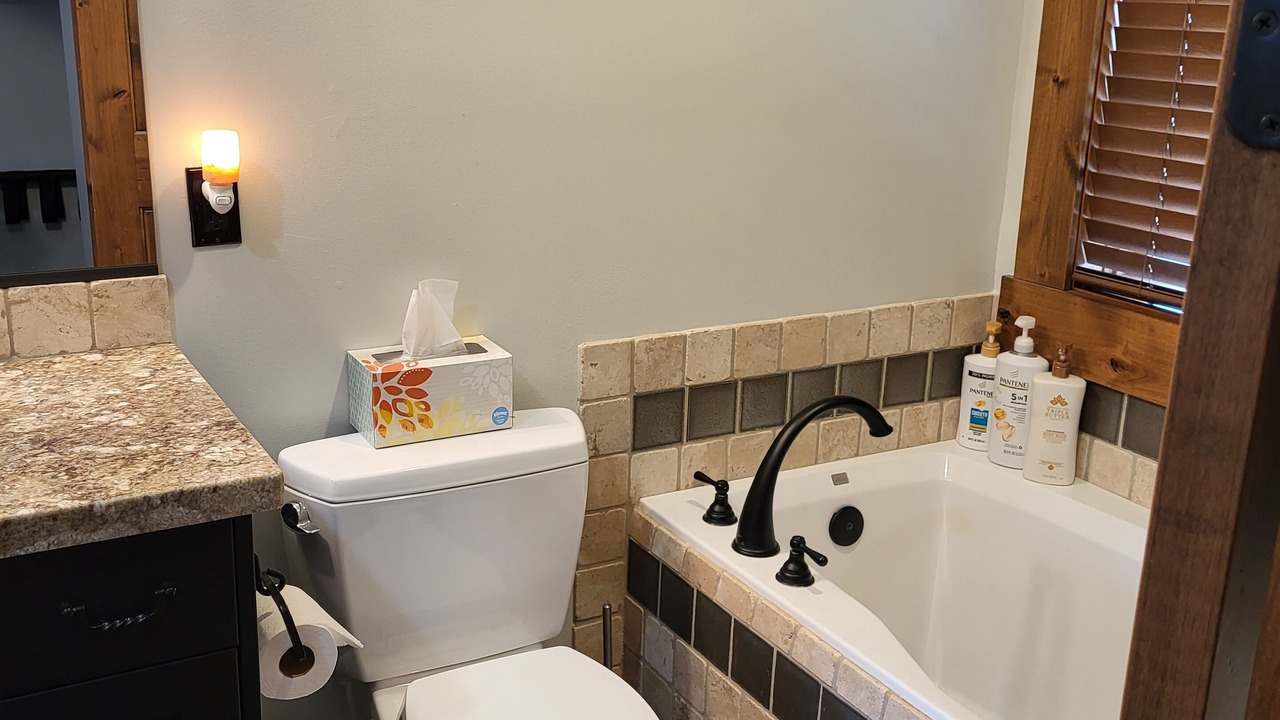 Photo of Bathroom in Midway