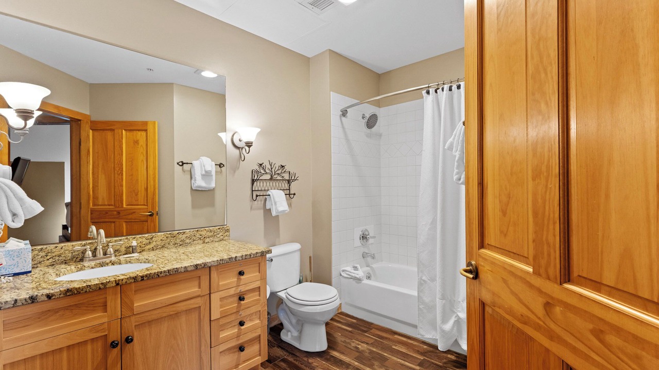 Photo of Bathroom in River Run