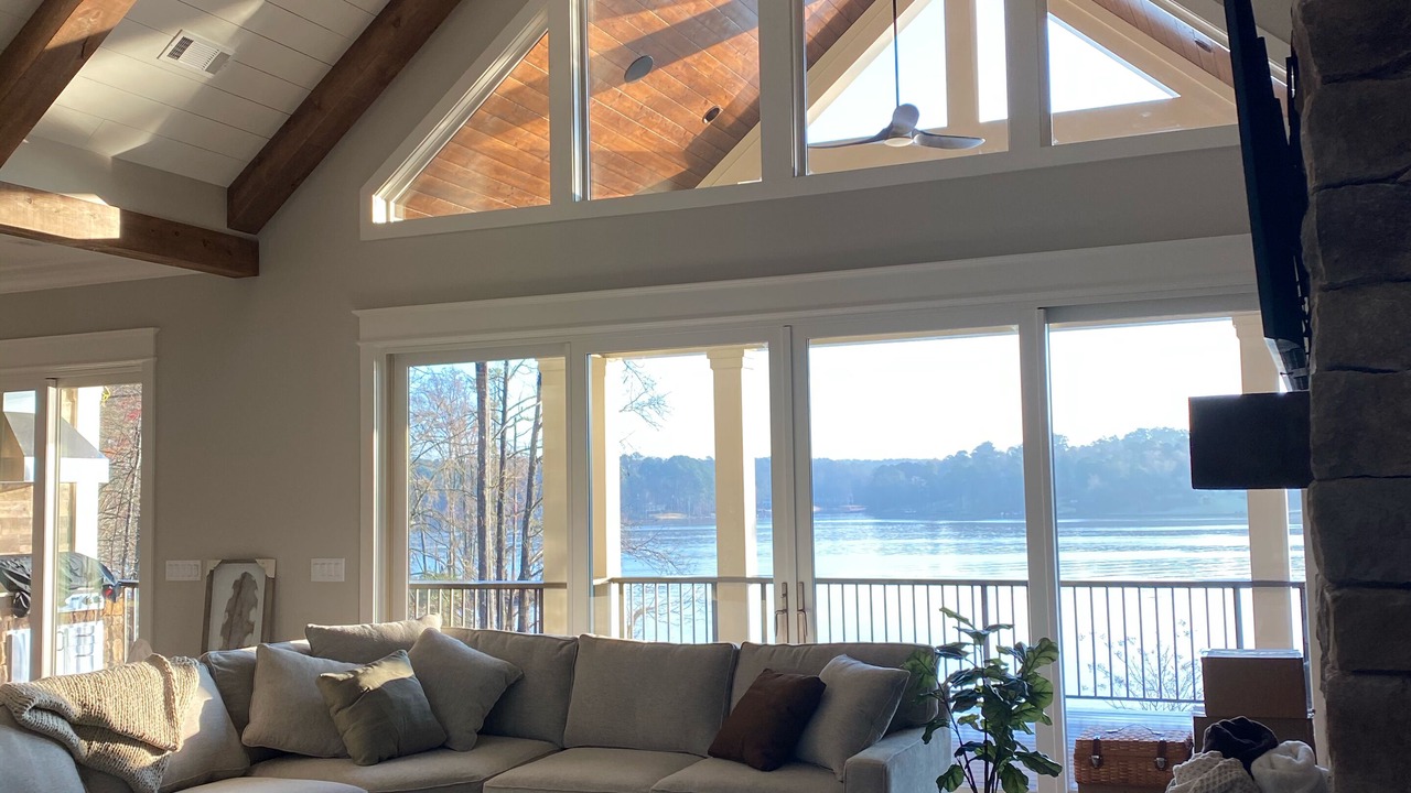 Photo of Livingroom in Lake Oconee