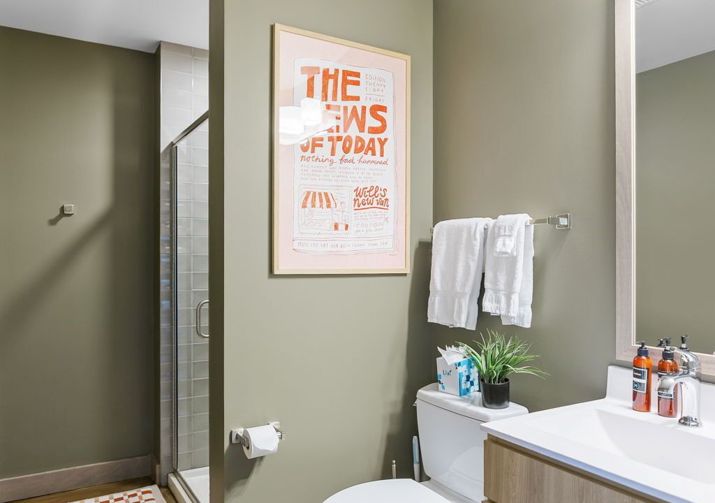 Photo of Bathroom in Warehouse District