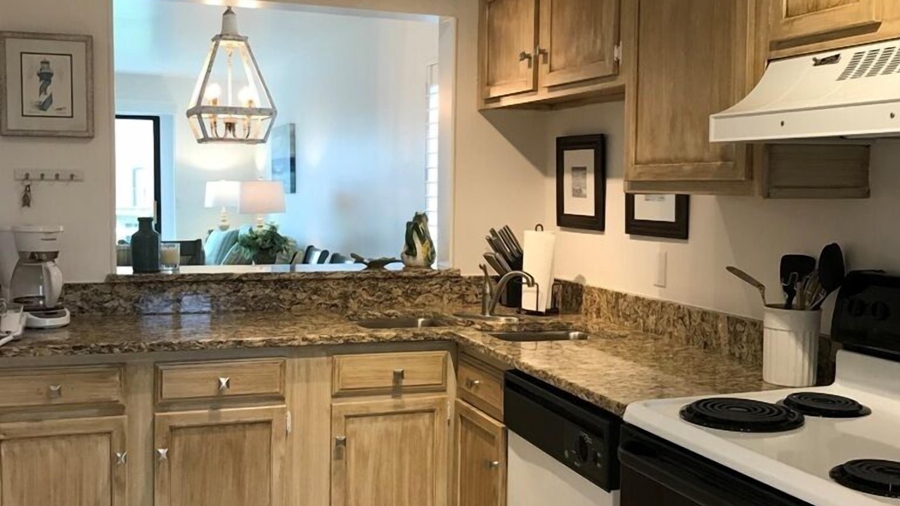 Photo of Kitchen in Crescent Beach