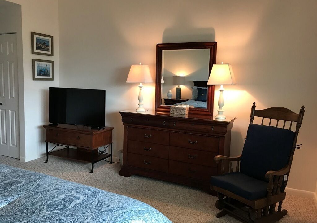 Photo of Bedroom in Crescent Beach